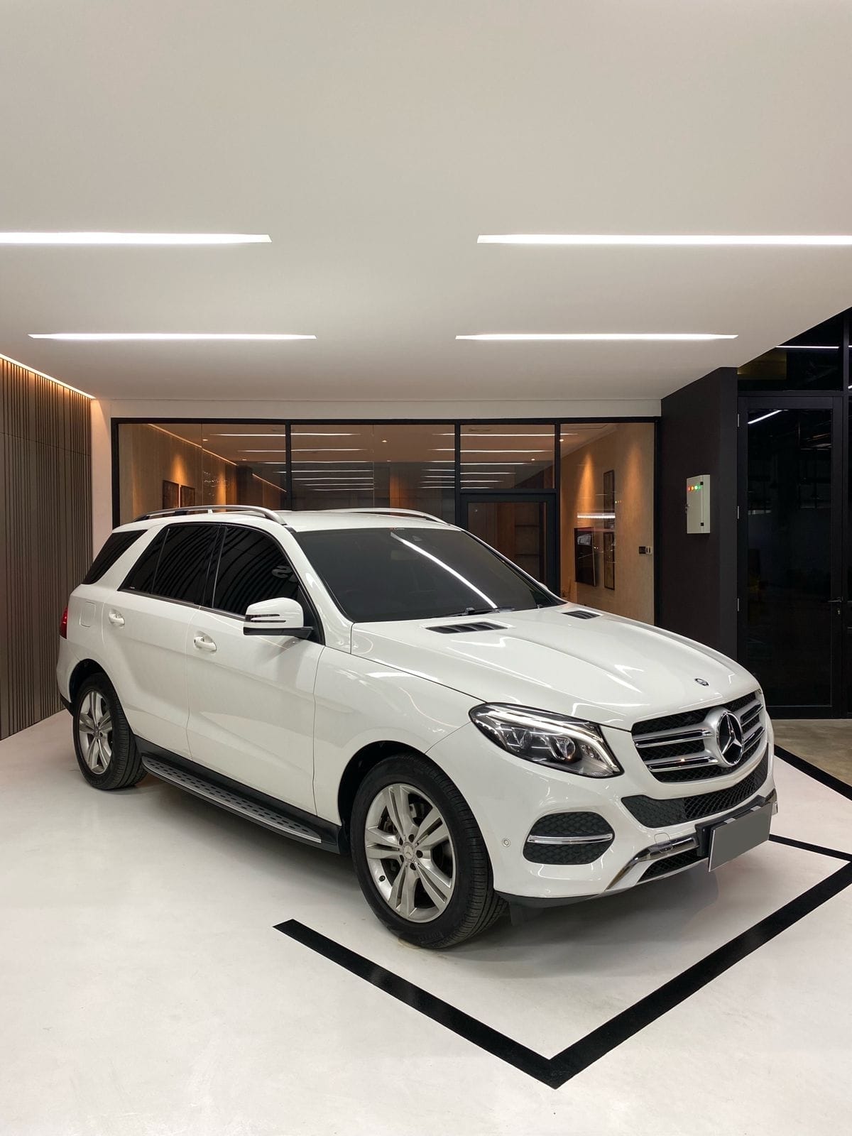 2016 Mercedes Benz GLE-Class  400 Exclusive 2016 Mercedes Benz GLE-Class  400 Exclusive