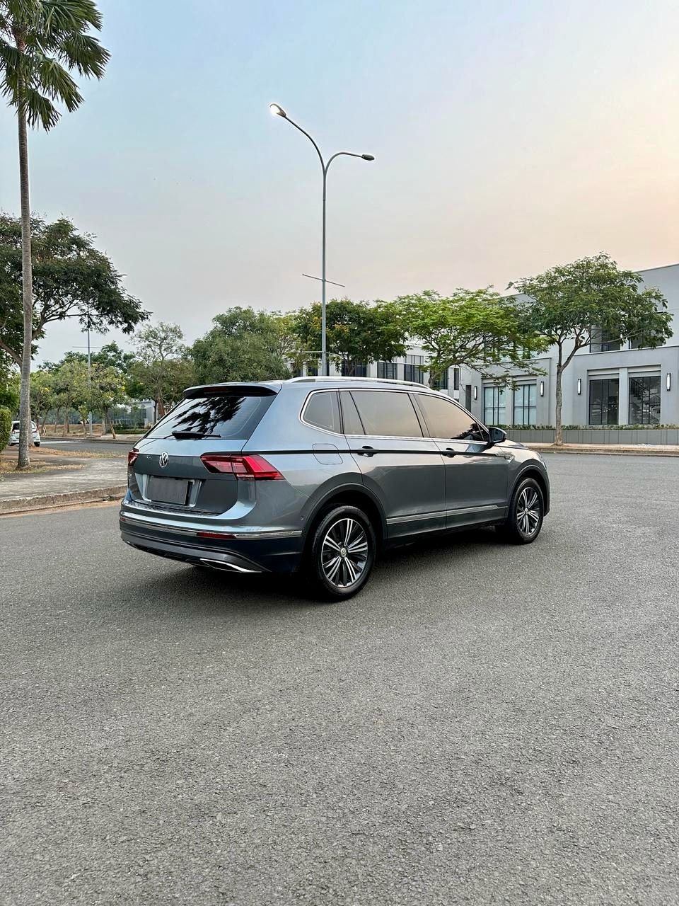 2020 Volkswagen Tiguan Allspace 1.4L TSI 2020 Volkswagen Tiguan Allspace 1.4L TSI