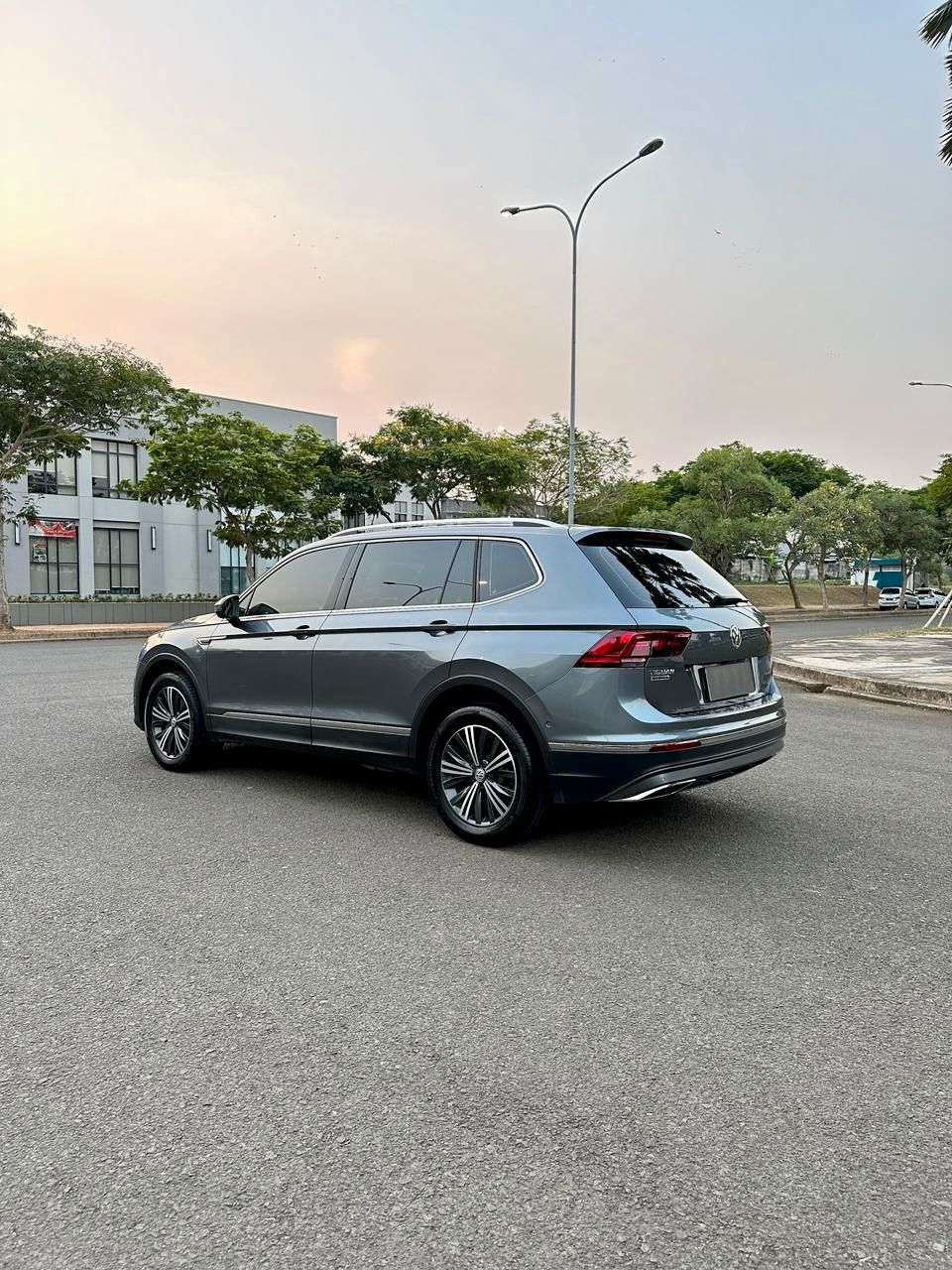 2020 Volkswagen Tiguan Allspace 1.4L TSI 2020 Volkswagen Tiguan Allspace 1.4L TSI