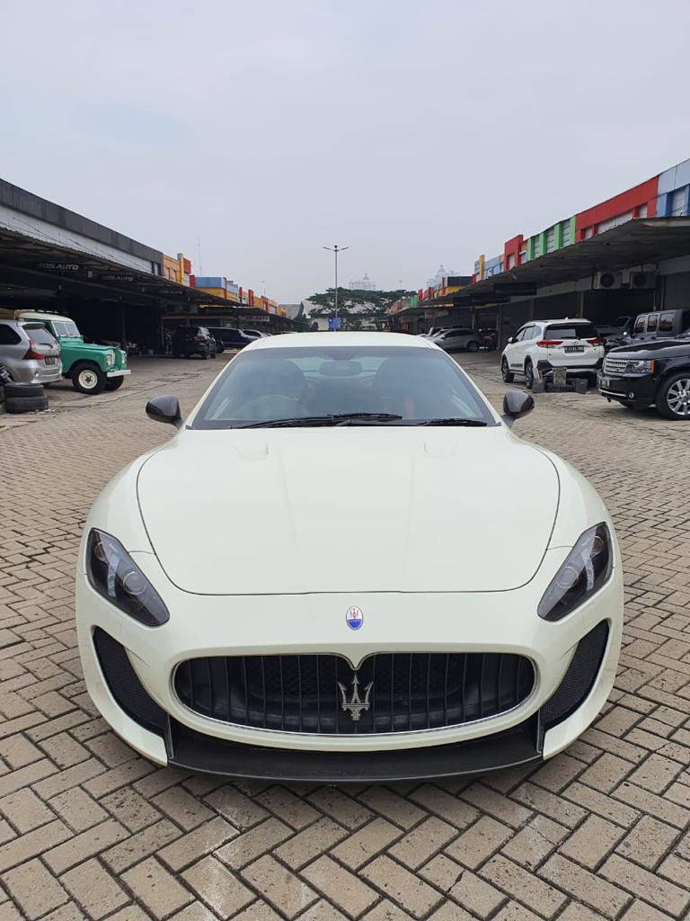 Second Hand 2012 Maserati GranTurismo MC Stradale V8 Second Hand 2012 Maserati GranTurismo MC Stradale V8