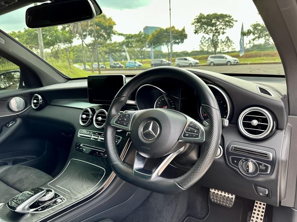 2018 Mercedes Benz GLC-Class 200 AMG Line 2018 Mercedes Benz GLC-Class 200 AMG Line
