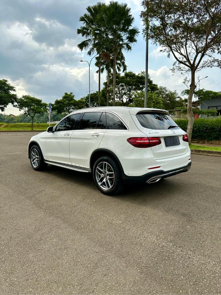 2018 Mercedes Benz GLC-Class 200 AMG Line 2018 Mercedes Benz GLC-Class 200 AMG Line