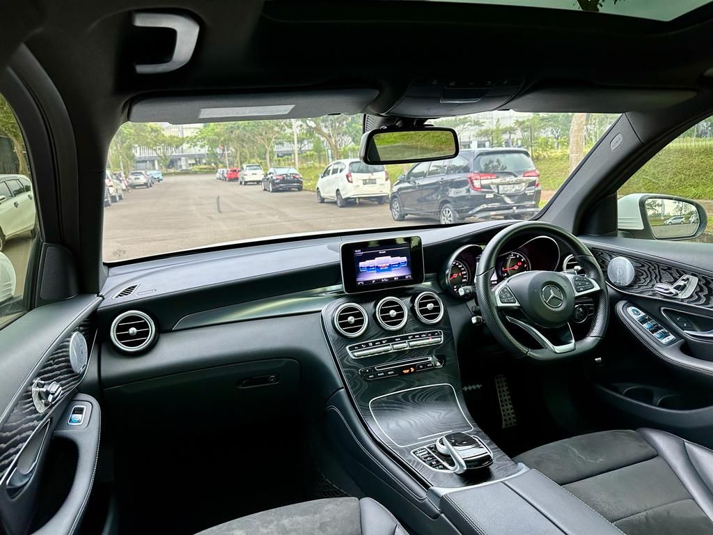 2018 Mercedes Benz GLC-Class 200 AMG Line 2018 Mercedes Benz GLC-Class 200 AMG Line