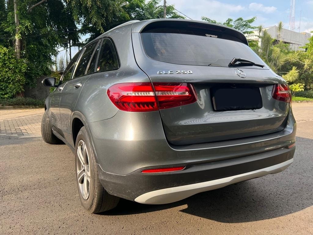 2016 Mercedes Benz GLC-Class 250 Exclusive 2016 Mercedes Benz GLC-Class 250 Exclusive