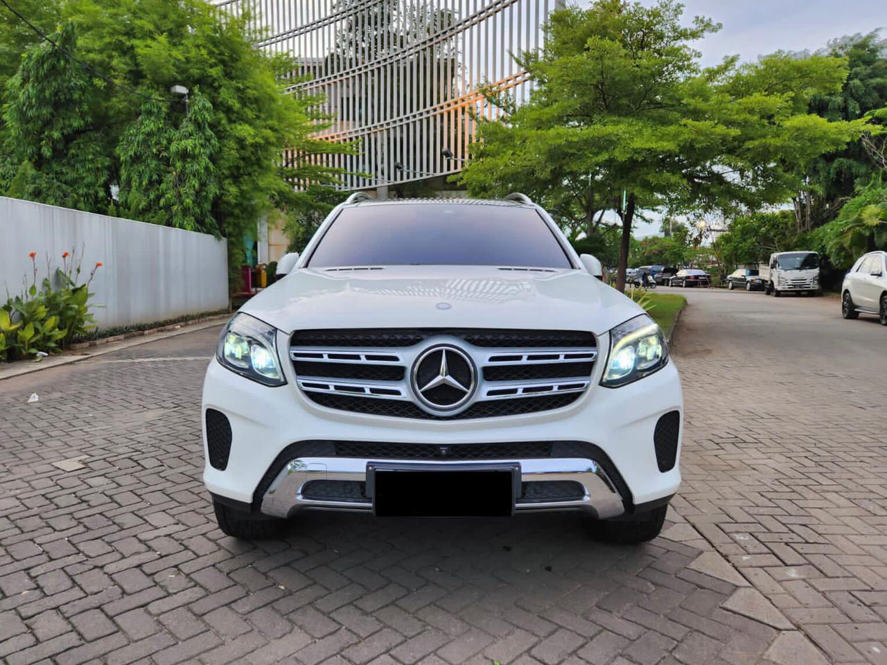 2017 Mercedes Benz GLS-Class 400 with Exclusive Line Bekas 2017 Mercedes Benz GLS-Class 400 with Exclusive Line Bekas