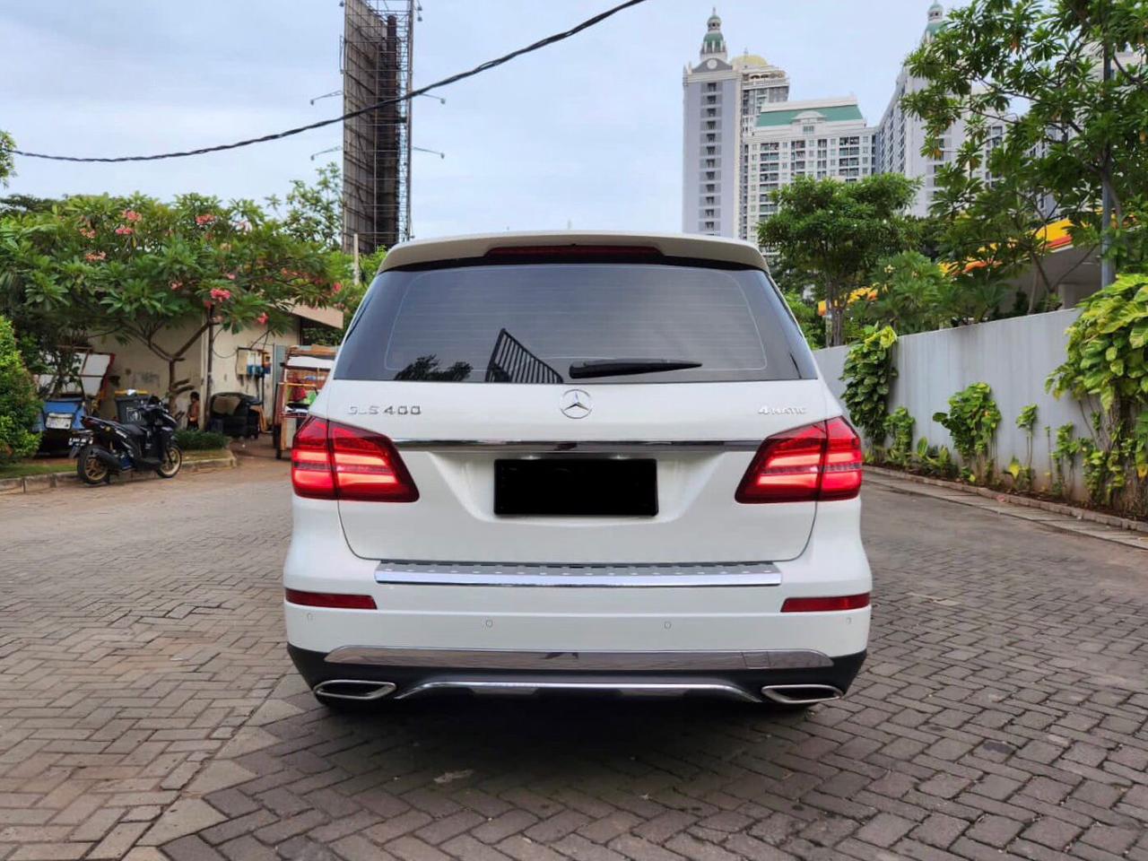 2017 Mercedes Benz GLS-Class 400 with Exclusive Line 2017 Mercedes Benz GLS-Class 400 with Exclusive Line