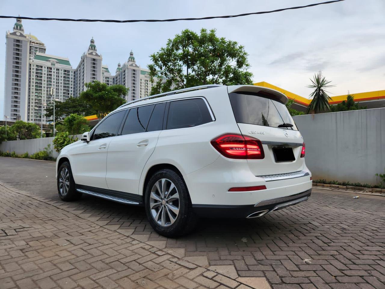 2017 Mercedes Benz GLS-Class 400 with Exclusive Line 2017 Mercedes Benz GLS-Class 400 with Exclusive Line