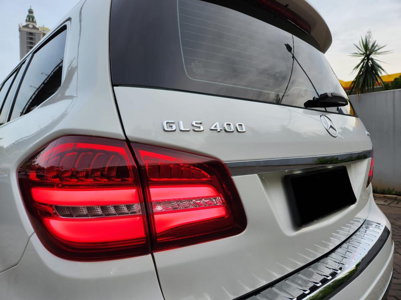 2017 Mercedes Benz GLS-Class 400 with Exclusive Line 2017 Mercedes Benz GLS-Class 400 with Exclusive Line