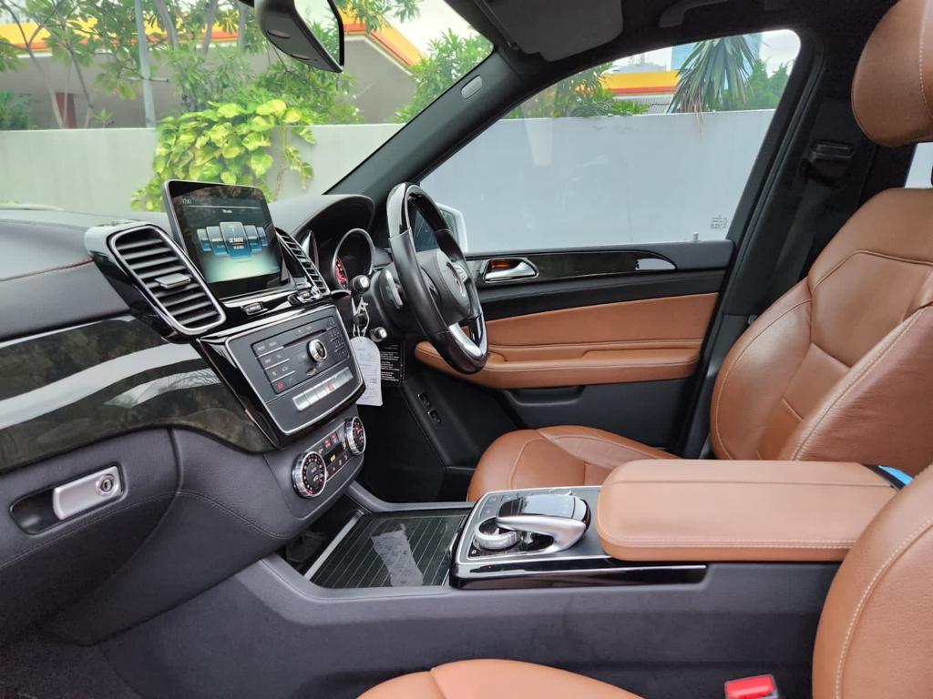 2017 Mercedes Benz GLS-Class 400 with Exclusive Line 2017 Mercedes Benz GLS-Class 400 with Exclusive Line