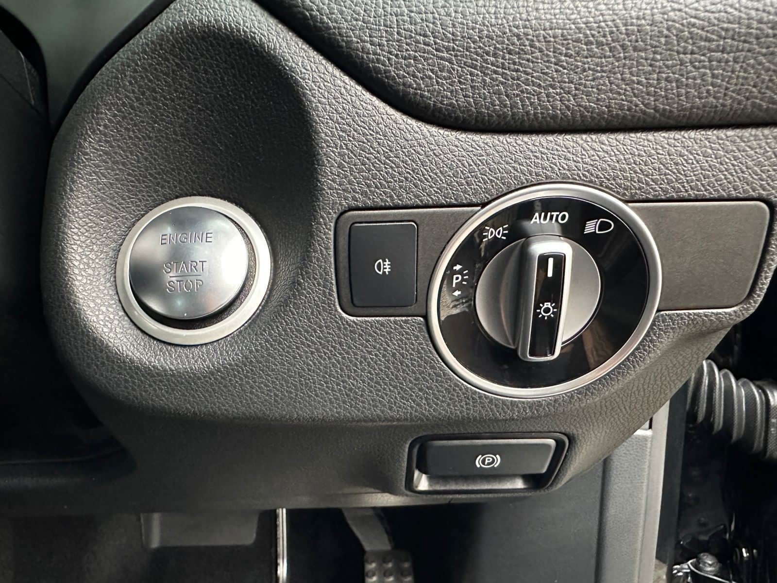 2017 Mercedes Benz CLA-Class  200 AMG Line 2017 Mercedes Benz CLA-Class  200 AMG Line