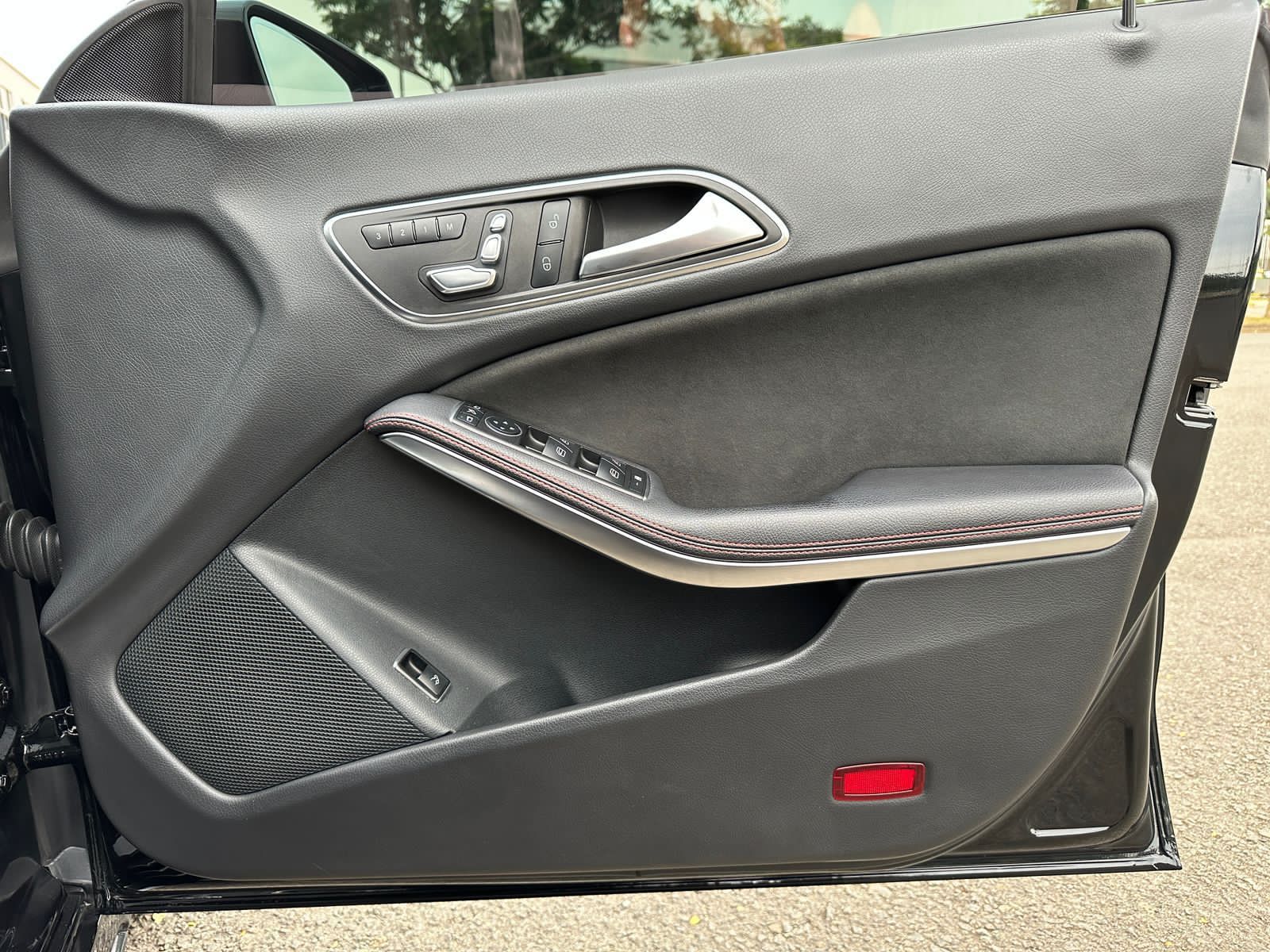 2017 Mercedes Benz CLA-Class  200 AMG Line 2017 Mercedes Benz CLA-Class  200 AMG Line