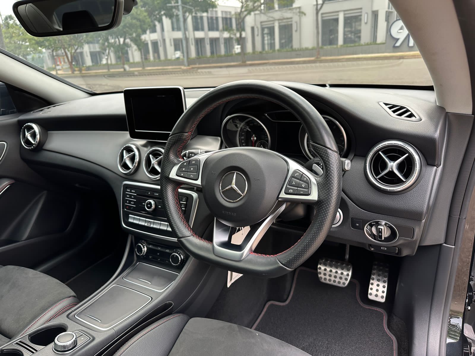 2018 Mercedes Benz CLA-Class  200 AMG Line 2018 Mercedes Benz CLA-Class  200 AMG Line