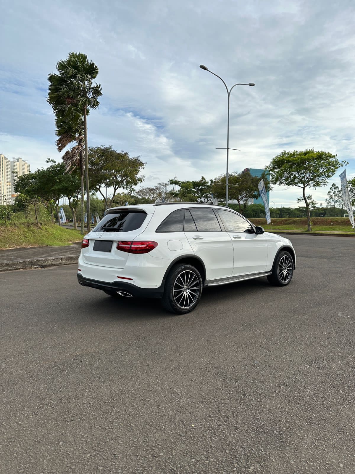 2019 Mercedes Benz GLC-Class 200 AMG Night Edition 2019 Mercedes Benz GLC-Class 200 AMG Night Edition