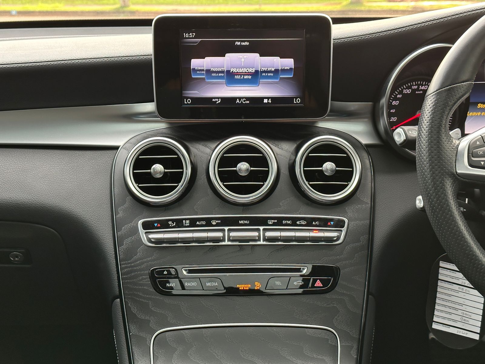 2019 Mercedes Benz GLC-Class 200 AMG Night Edition 2019 Mercedes Benz GLC-Class 200 AMG Night Edition