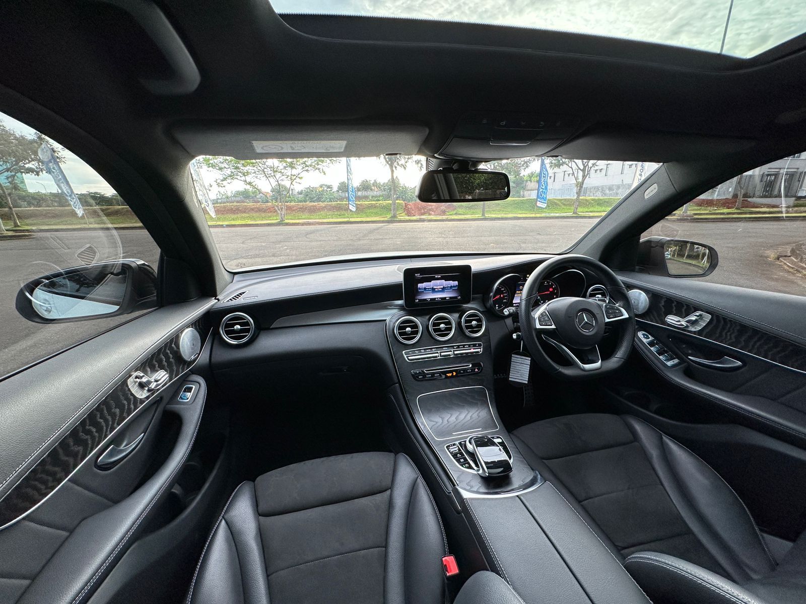 2019 Mercedes Benz GLC-Class 200 AMG Night Edition 2019 Mercedes Benz GLC-Class 200 AMG Night Edition