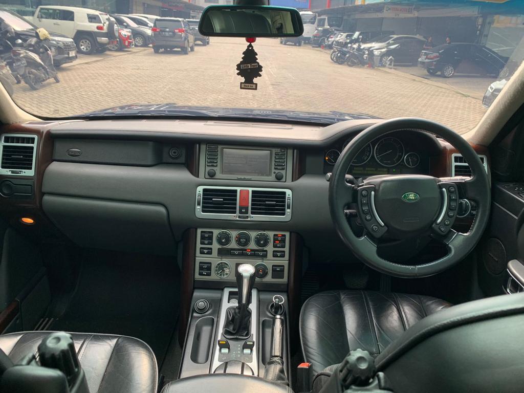 2004 Land Rover Range Rover Vogue VOGUE 4.4 AT 2004 Land Rover Range Rover Vogue VOGUE 4.4 AT