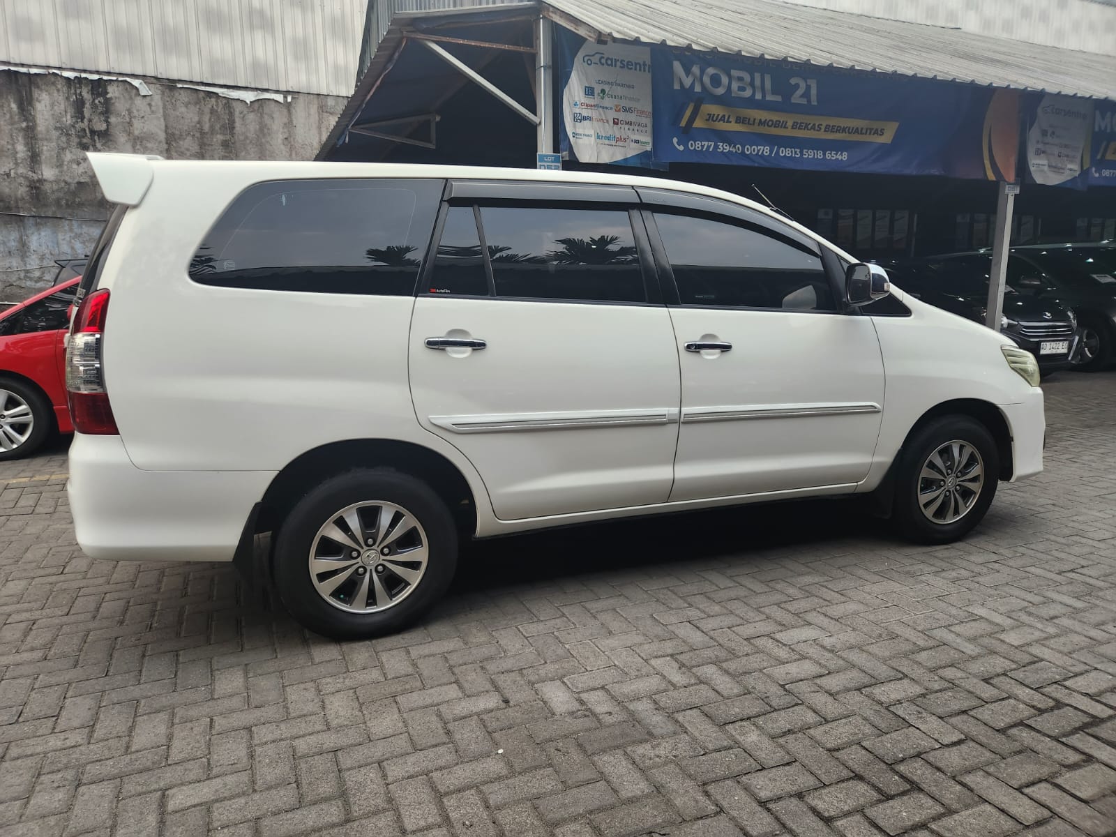 2014 Toyota Kijang Innova 2014 Toyota Kijang Innova