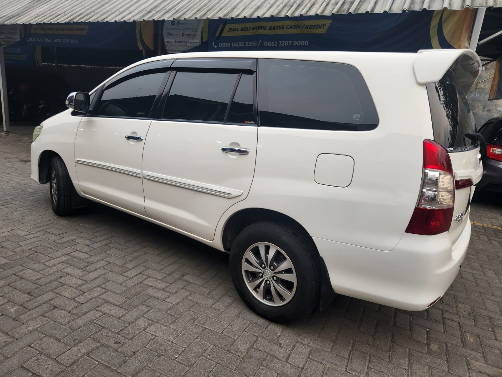 2014 Toyota Kijang Innova 2014 Toyota Kijang Innova