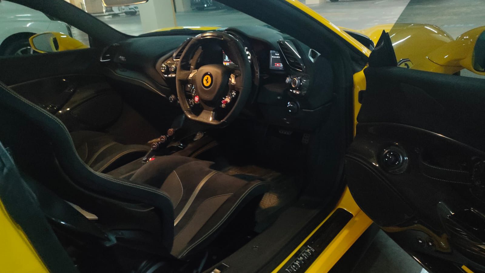 2021 Ferrari 488 GTB 488 GTB 2021 Ferrari 488 GTB 488 GTB