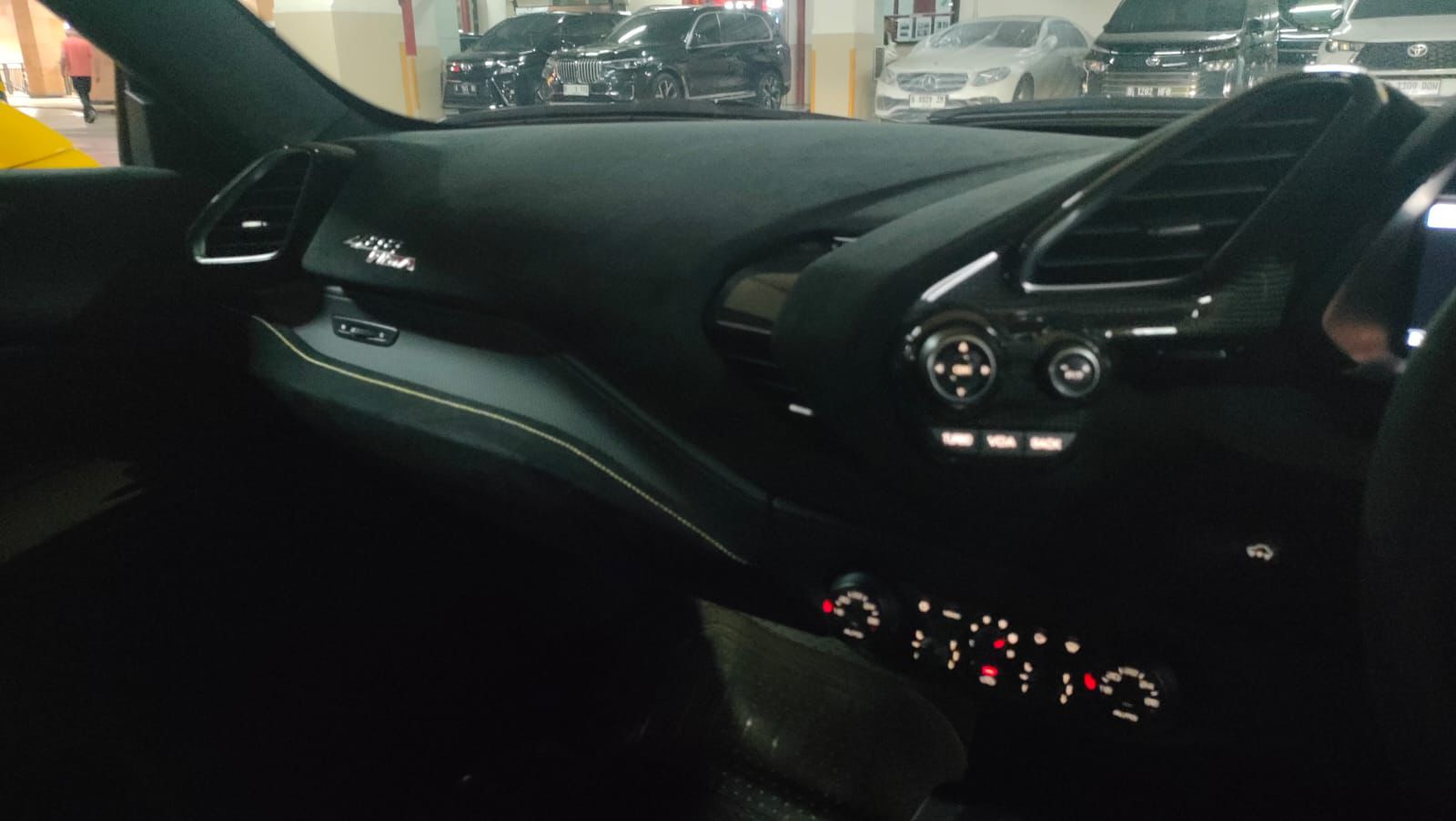 2021 Ferrari 488 GTB 488 GTB 2021 Ferrari 488 GTB 488 GTB