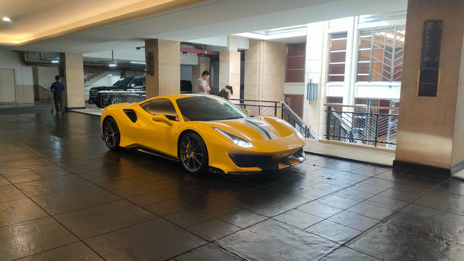 2021 Ferrari 488 GTB 488 GTB 2021 Ferrari 488 GTB 488 GTB