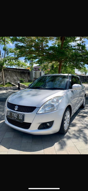 Second Hand 2014 Suzuki Swift GX 1.5L AT Second Hand 2014 Suzuki Swift GX 1.5L AT