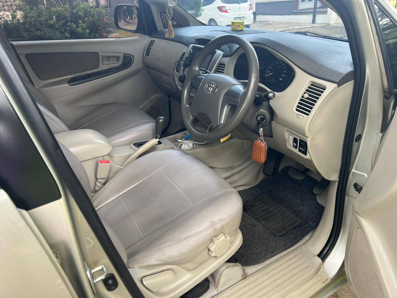 2013 Toyota Kijang Innova 2013 Toyota Kijang Innova