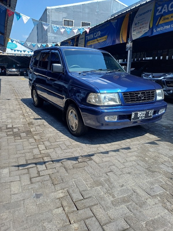 2002 Toyota Kijang