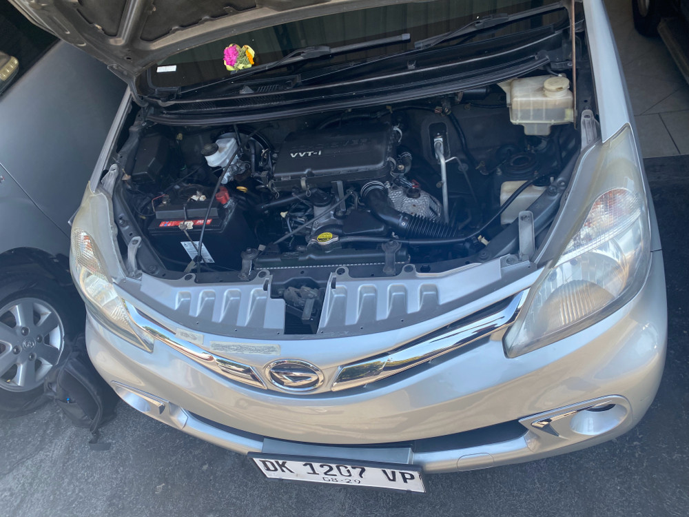 2011 Daihatsu Xenia 2011 Daihatsu Xenia