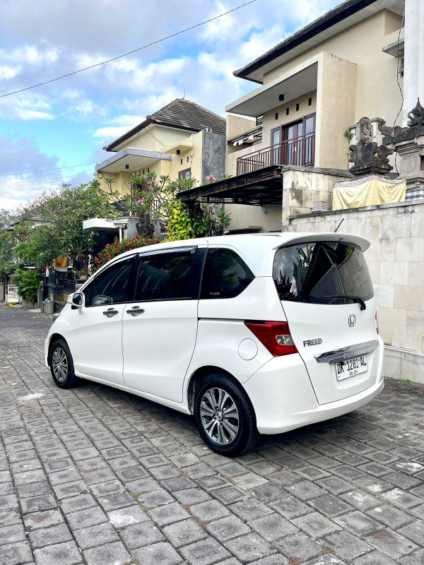 2014 Honda Freed 2014 Honda Freed