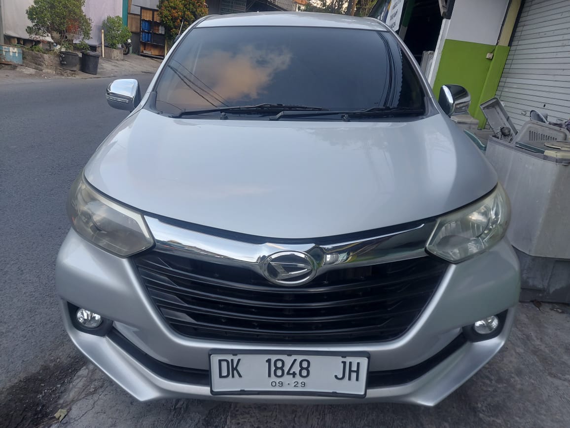Second Hand 2016 Daihatsu Xenia Second Hand 2016 Daihatsu Xenia