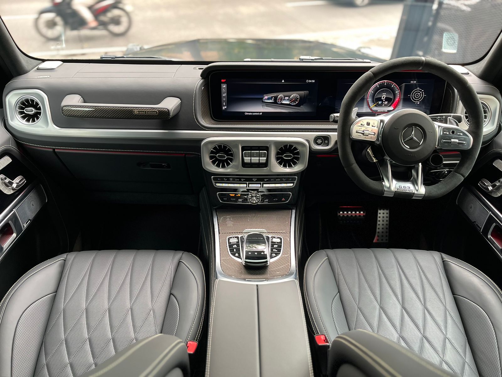 2024 Mercedes Benz G-Class AMG G 63 2024 Mercedes Benz G-Class AMG G 63