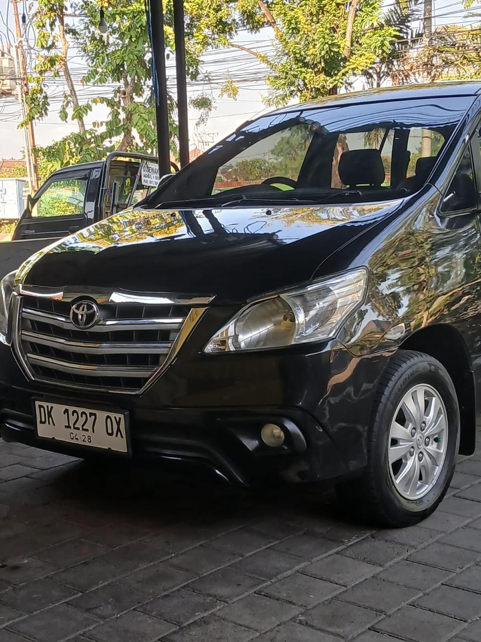 2013 Toyota Kijang Innova 2013 Toyota Kijang Innova