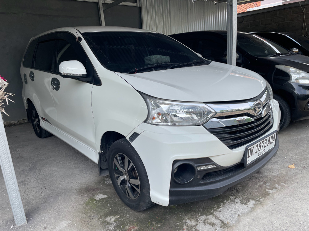 2016 Daihatsu Xenia  1.3 R MT SPORTY 2016 Daihatsu Xenia  1.3 R MT SPORTY