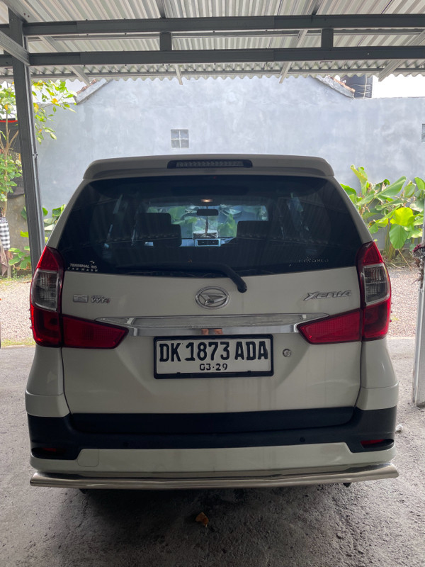 2016 Daihatsu Xenia  1.3 R MT SPORTY 2016 Daihatsu Xenia  1.3 R MT SPORTY