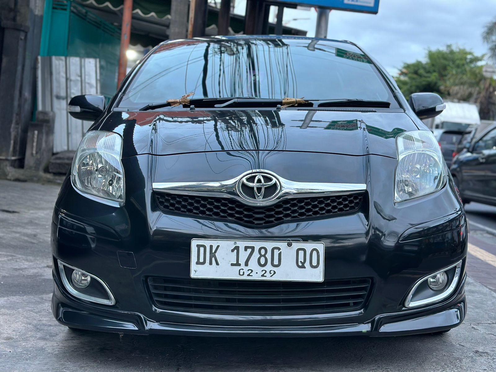 Second Hand 2011 Toyota Yaris Second Hand 2011 Toyota Yaris