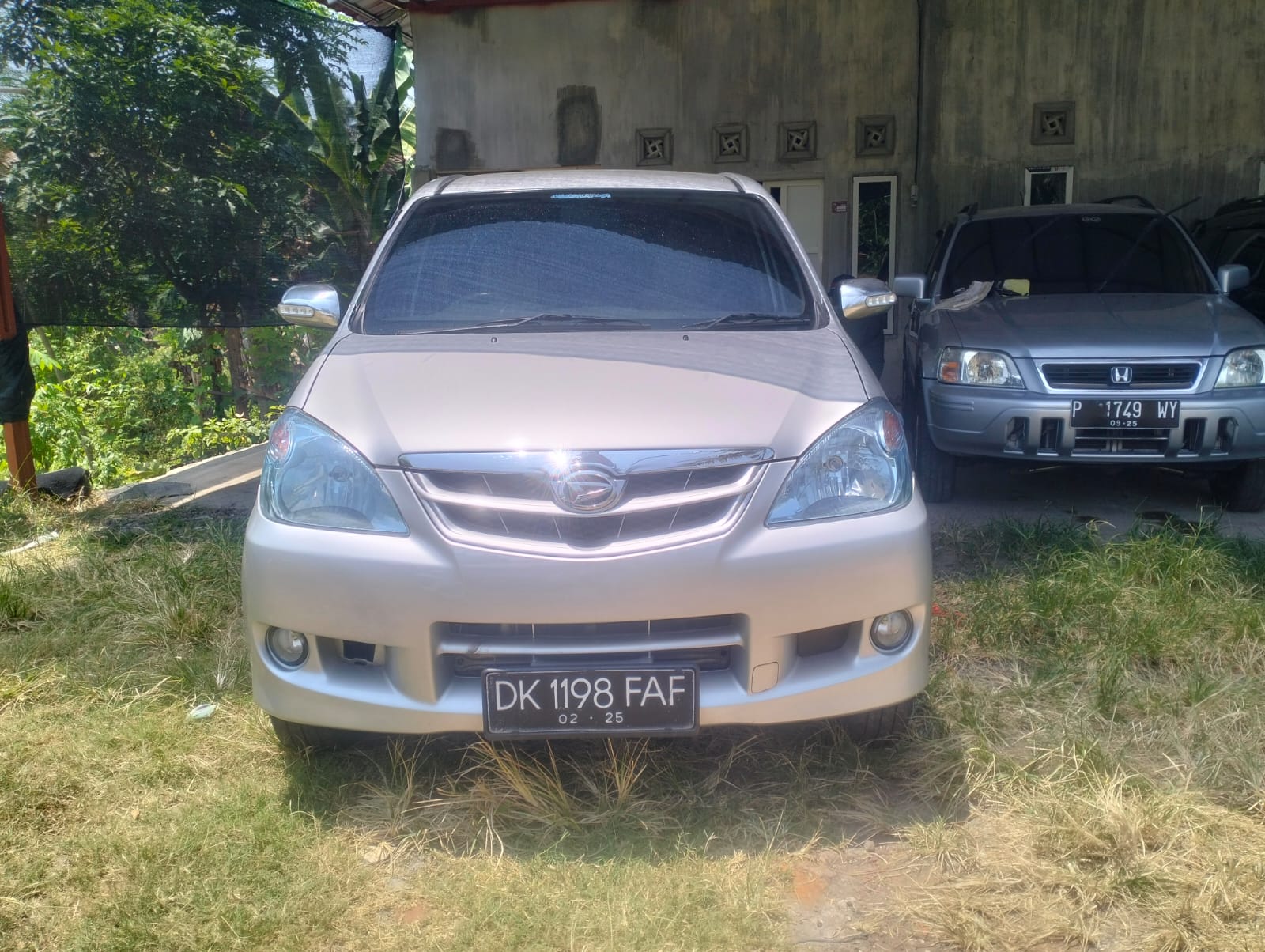 2011 Daihatsu Xenia Bekas 2011 Daihatsu Xenia Bekas