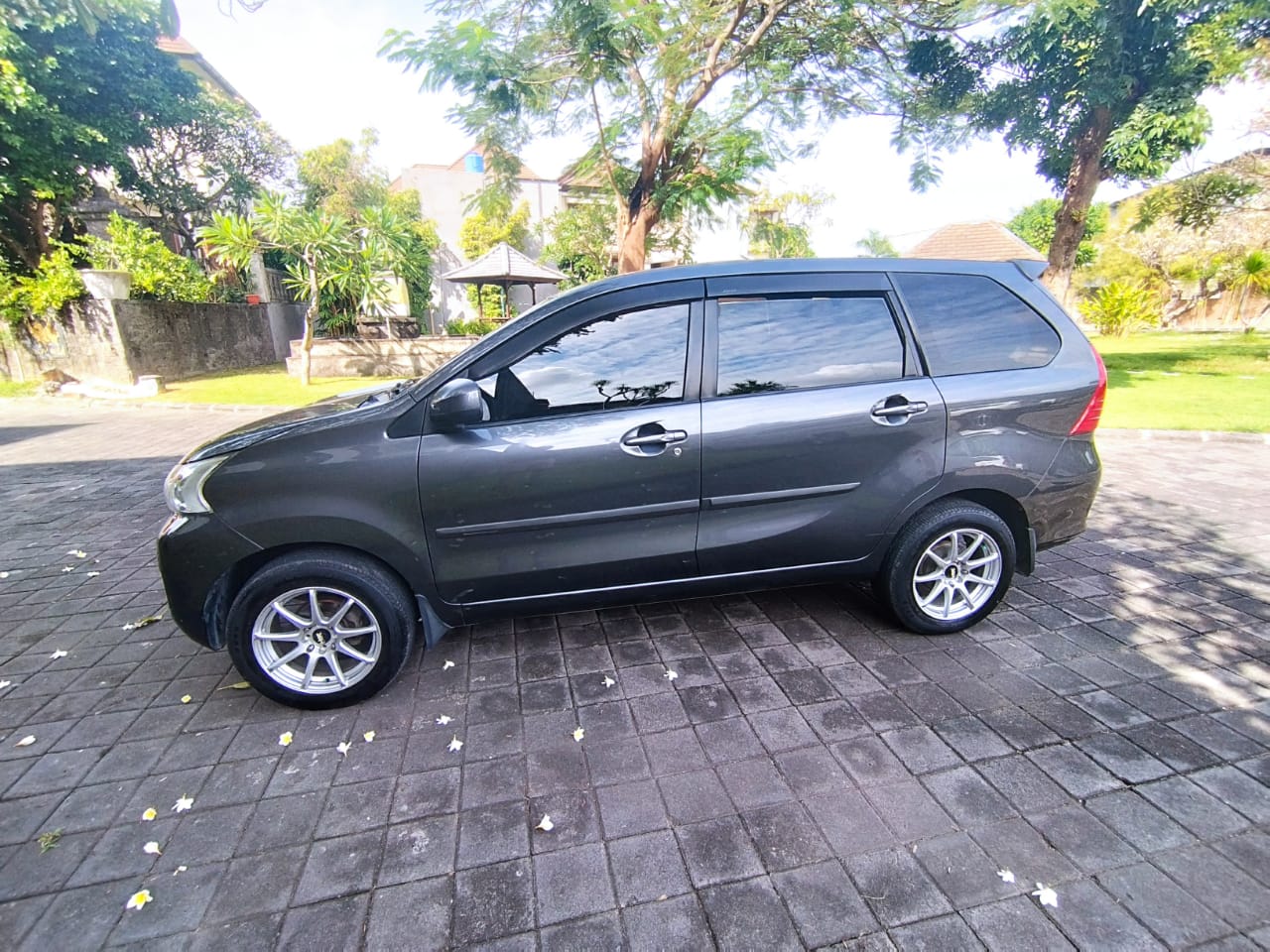 2017 Daihatsu Xenia 2017 Daihatsu Xenia