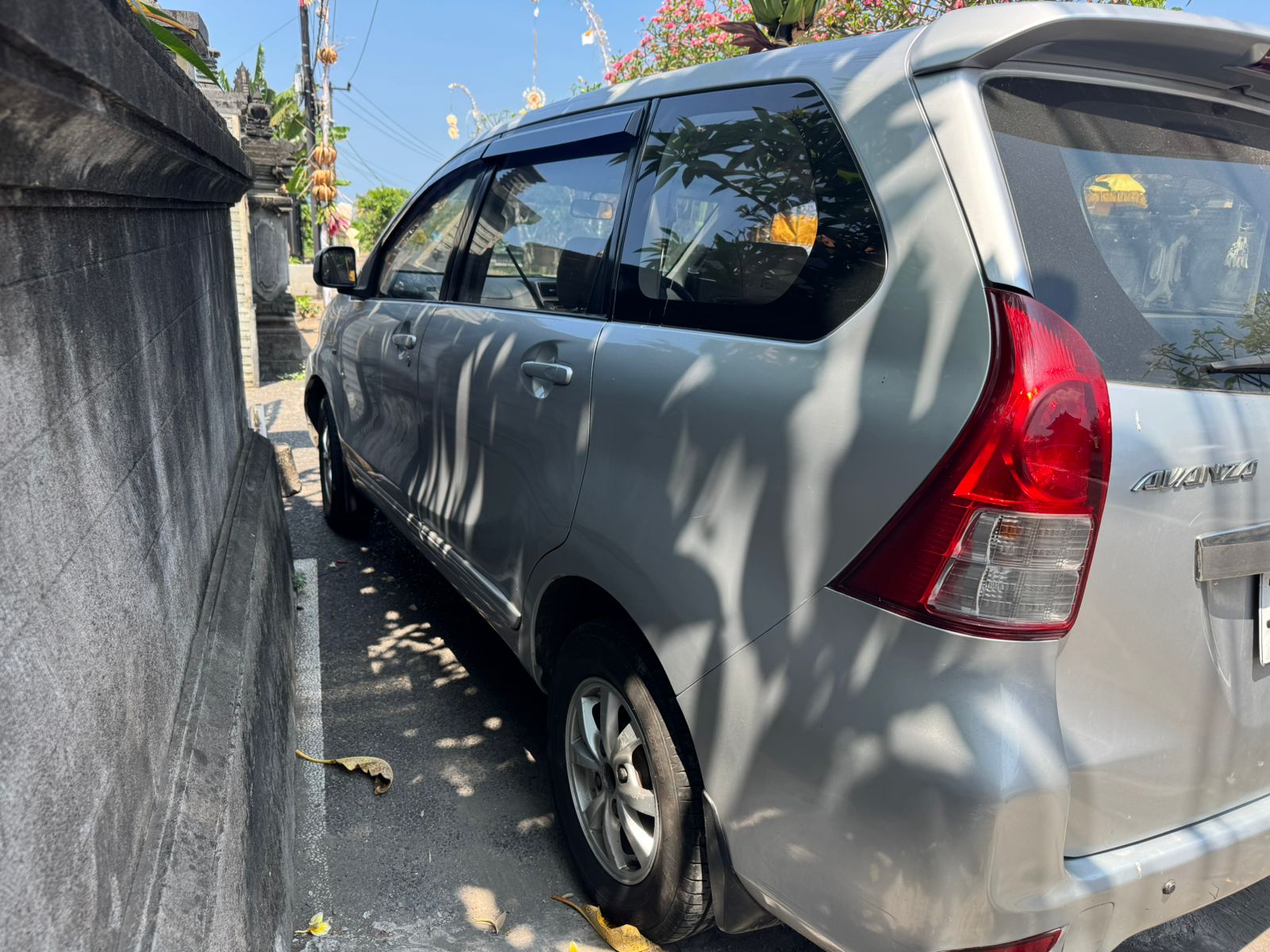 2014 Toyota Avanza  1.5 G M/T 2014 Toyota Avanza  1.5 G M/T