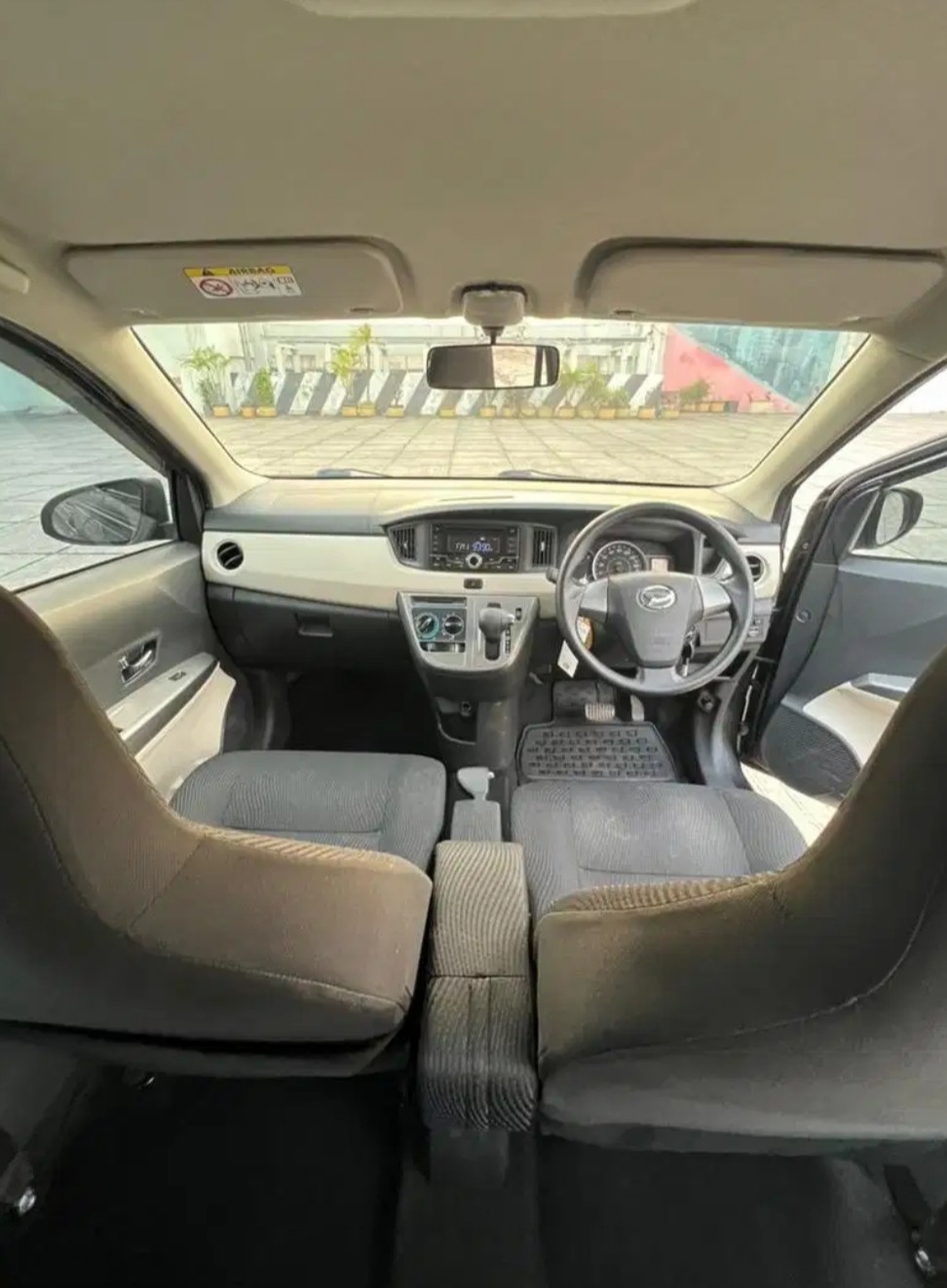 2016 Daihatsu Sigra 2016 Daihatsu Sigra