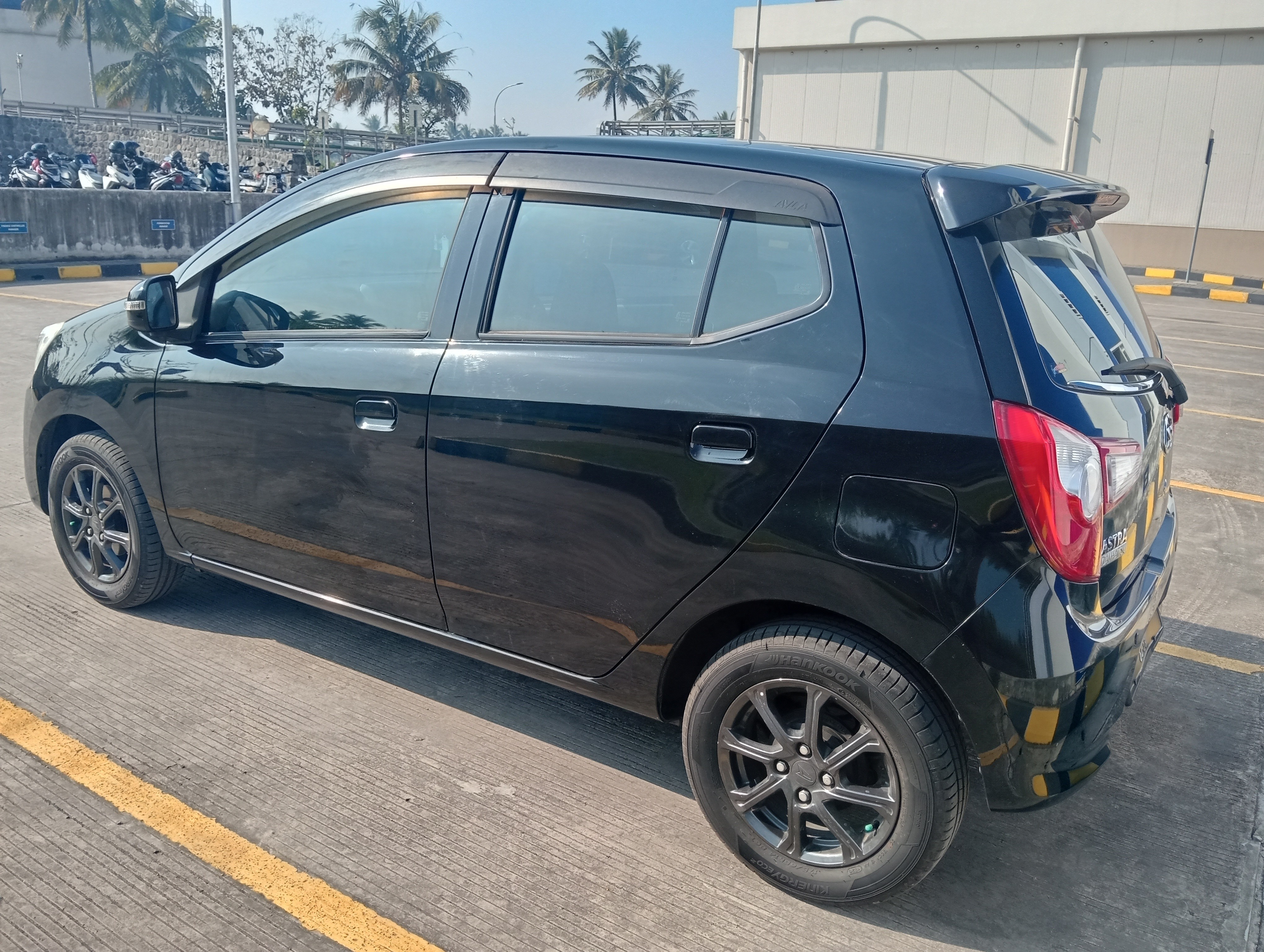 2021 Daihatsu Ayla 1.0L X AT 2021 Daihatsu Ayla 1.0L X AT