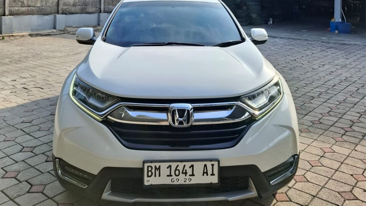 2017 Honda CR-V  1.5 TURBO PRESTIGE Bekas 2017 Honda CR-V  1.5 TURBO PRESTIGE Bekas