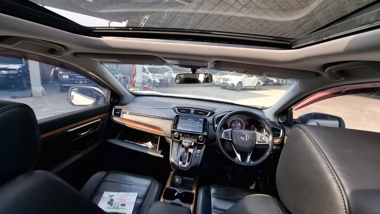 2017 Honda CR-V  1.5 TURBO PRESTIGE 2017 Honda CR-V  1.5 TURBO PRESTIGE