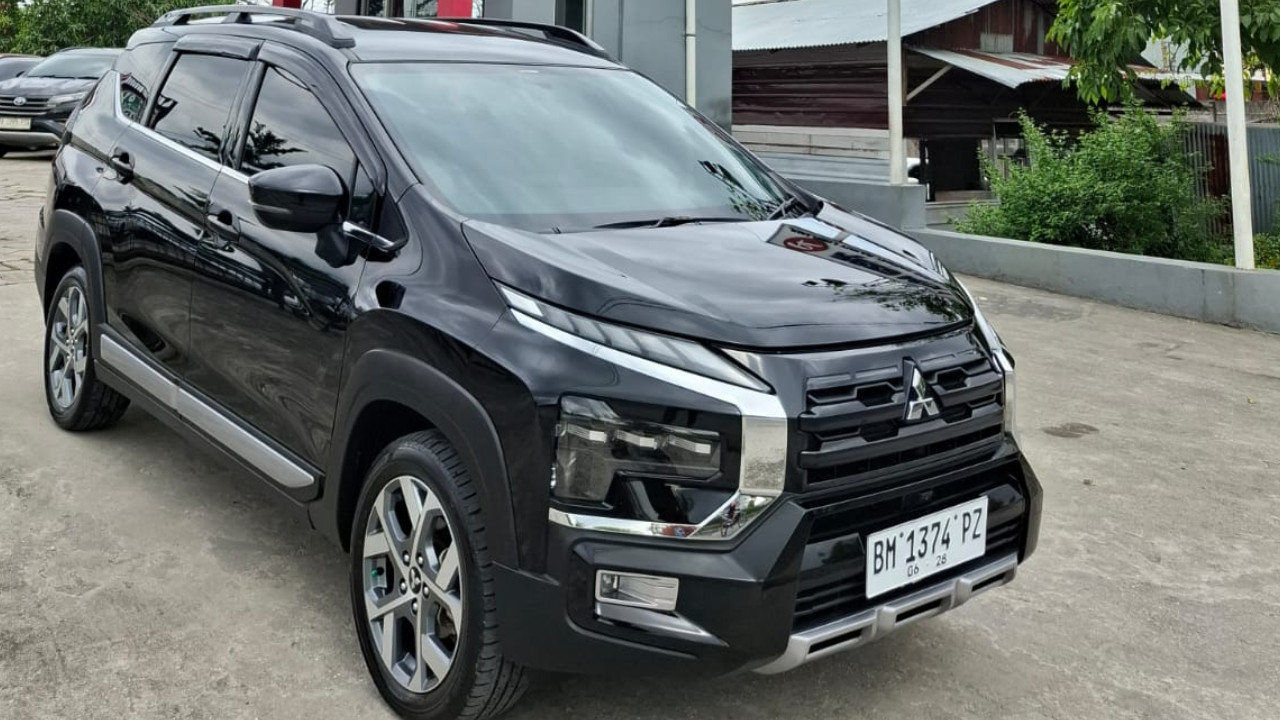 2023 Mitsubishi Xpander Cross Premium CVT 2023 Mitsubishi Xpander Cross Premium CVT