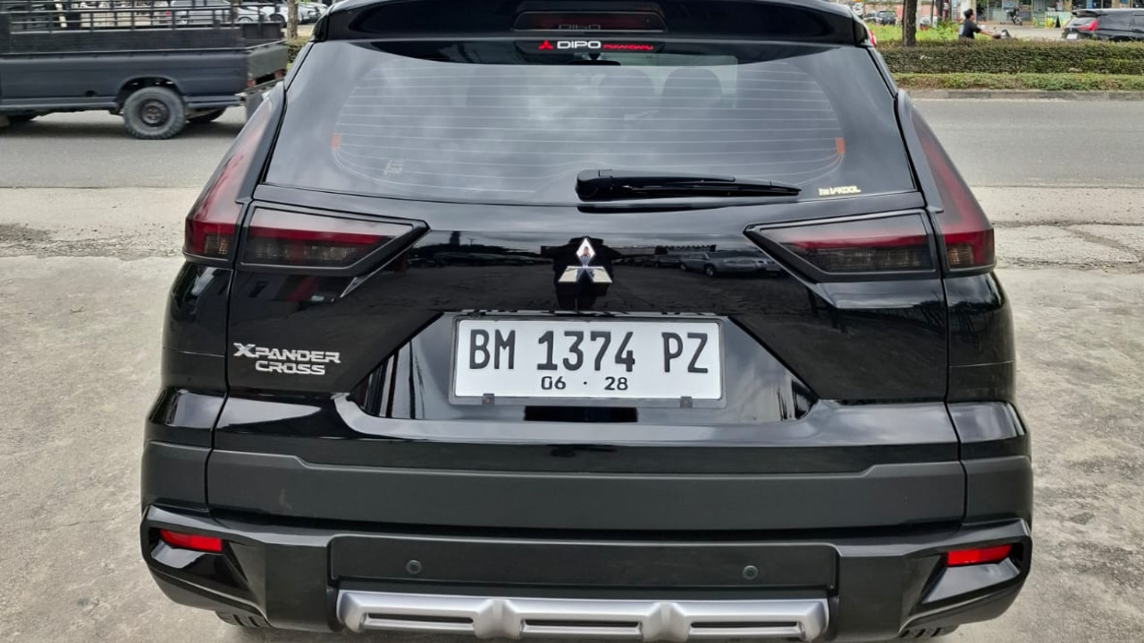 2023 Mitsubishi Xpander Cross Premium CVT 2023 Mitsubishi Xpander Cross Premium CVT