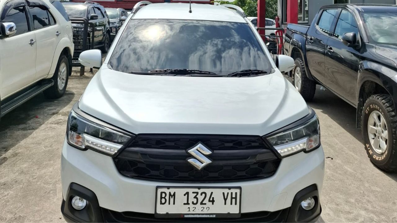 2024 Suzuki XL7 Hybrid Beta MT Bekas 2024 Suzuki XL7 Hybrid Beta MT Bekas