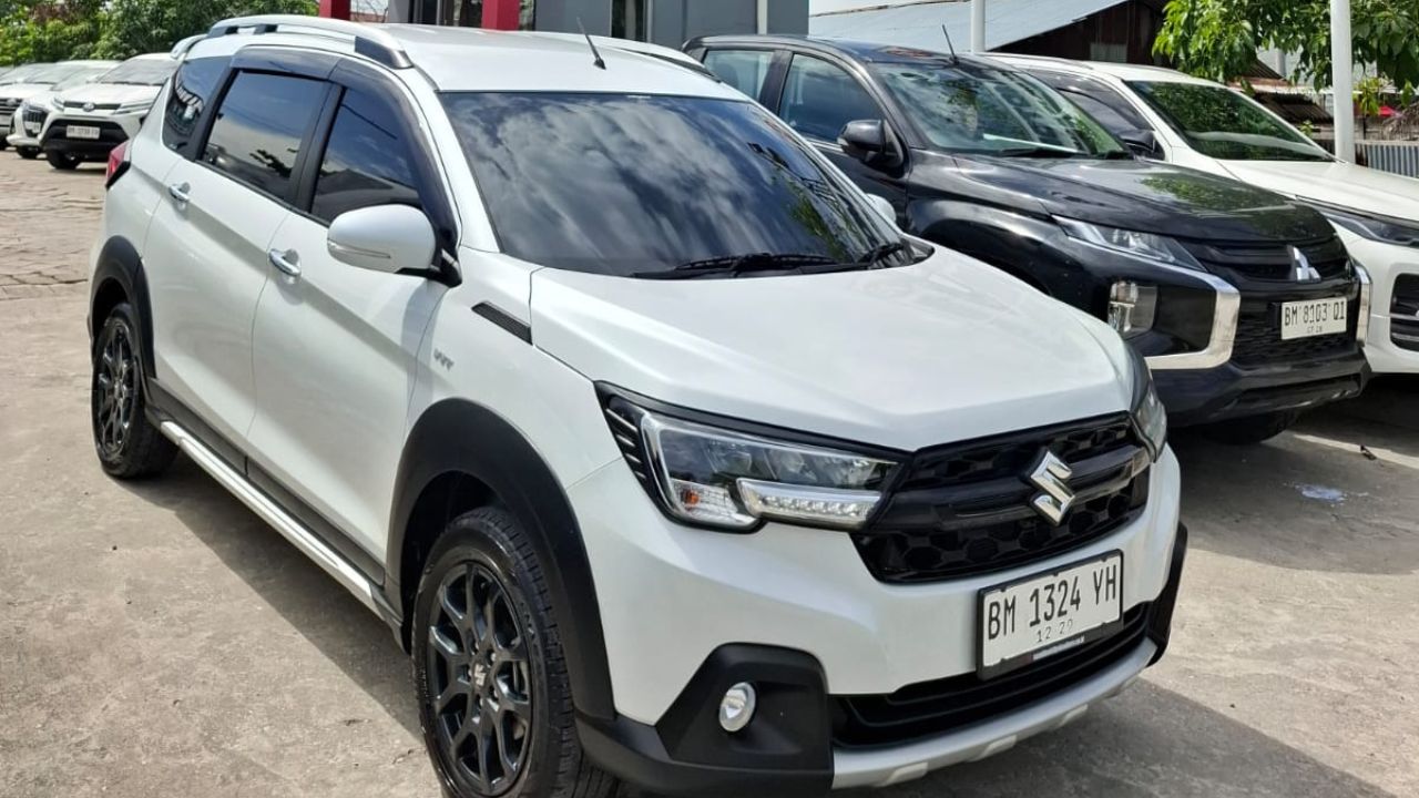 2024 Suzuki XL7 Hybrid Beta MT 2024 Suzuki XL7 Hybrid Beta MT