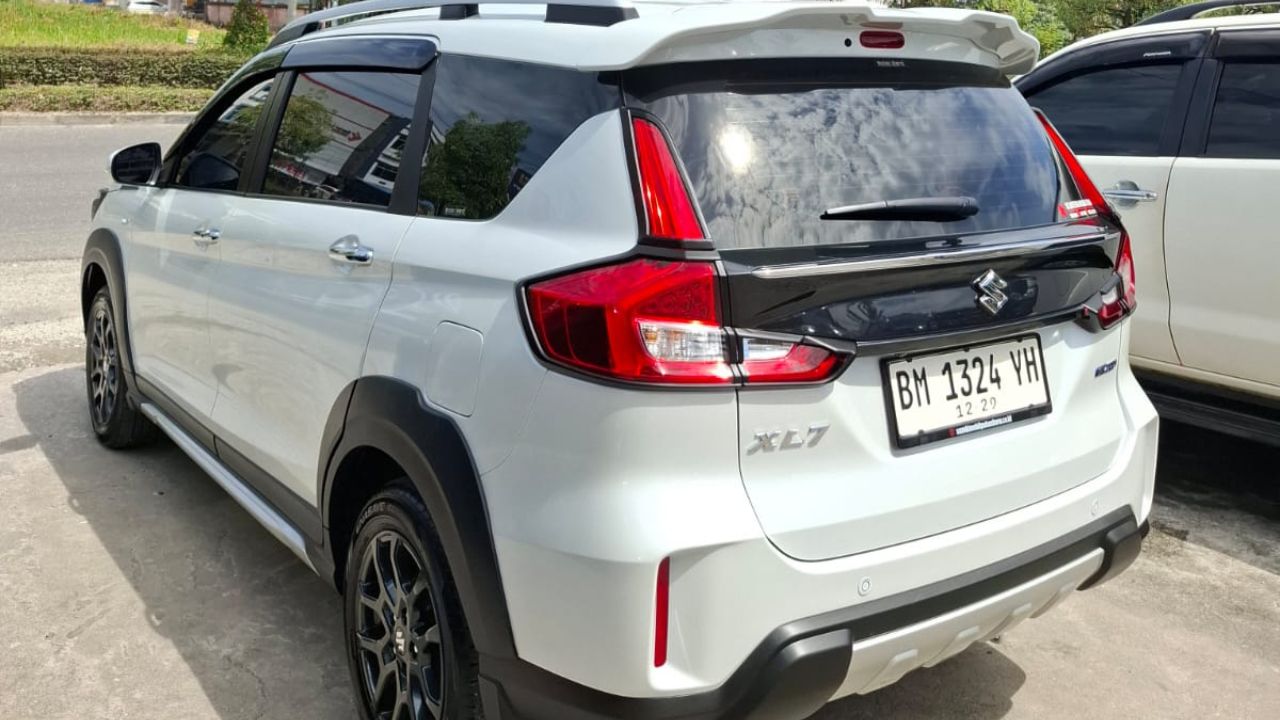 2024 Suzuki XL7 Hybrid Beta MT 2024 Suzuki XL7 Hybrid Beta MT