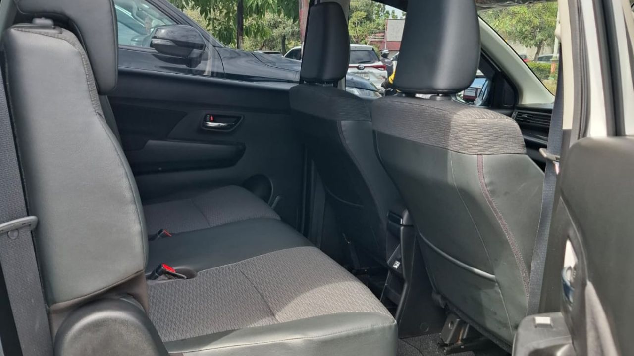 2024 Suzuki XL7 Hybrid Beta MT 2024 Suzuki XL7 Hybrid Beta MT