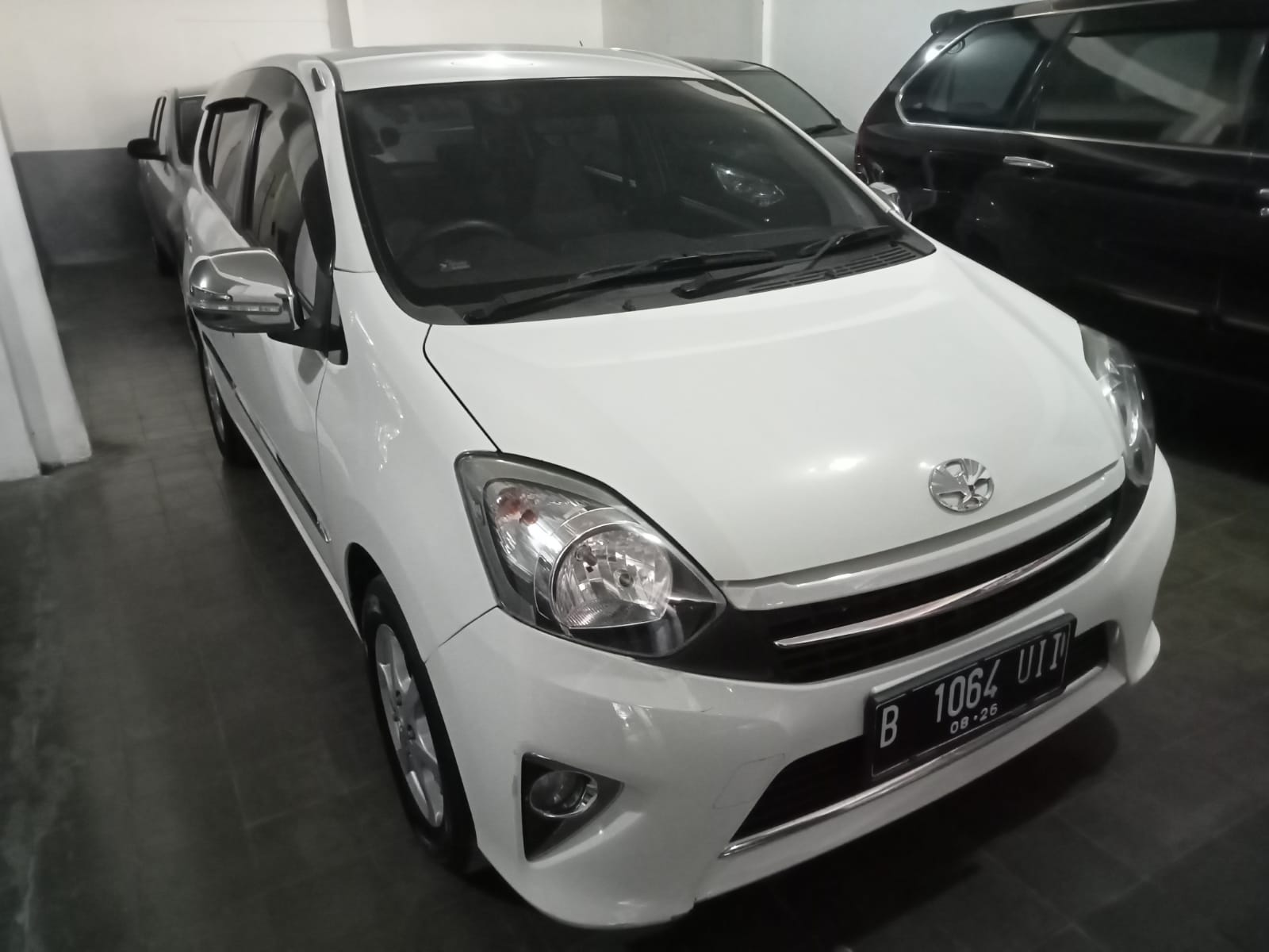 2016 Toyota Agya 1.0L G A/T 2016 Toyota Agya 1.0L G A/T